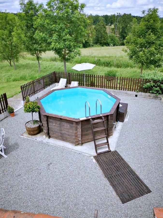 Maison La Peruse At Les Vergnes Gites Exideuil-sur-Vienne ภายนอก รูปภาพ